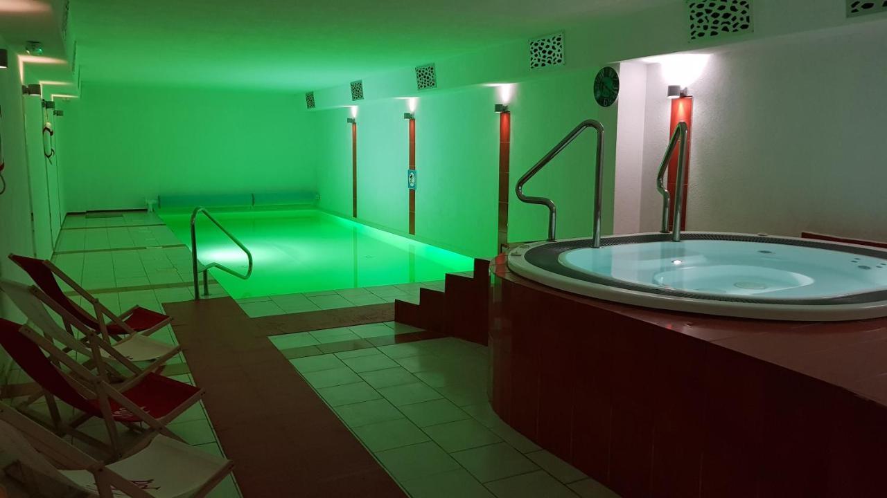 Akwamaryn Spa Niechorze Buitenkant foto